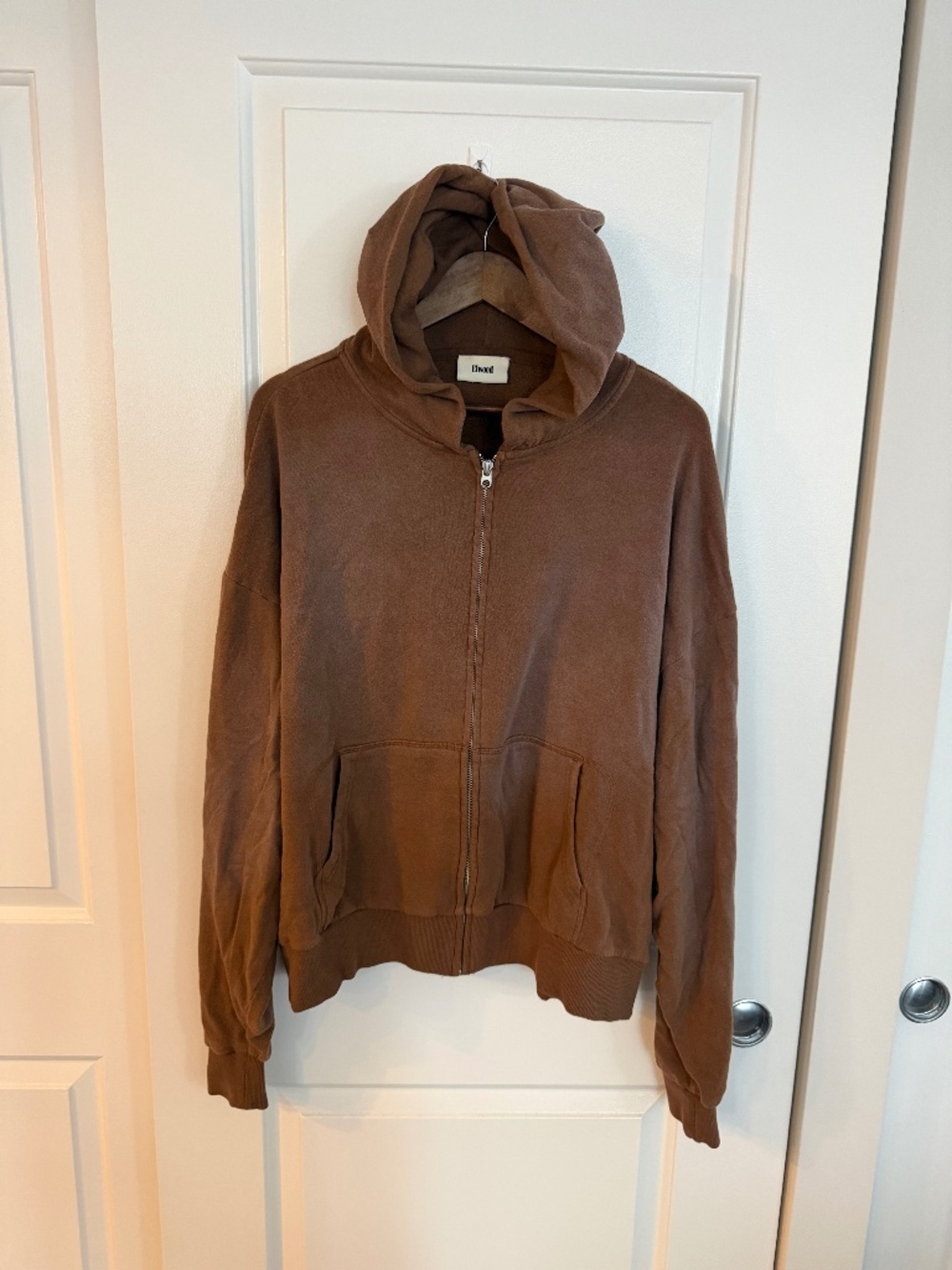 Elwood Men’s 100% Organic Cotton Zip Hoodie Medium – Vintage Brown